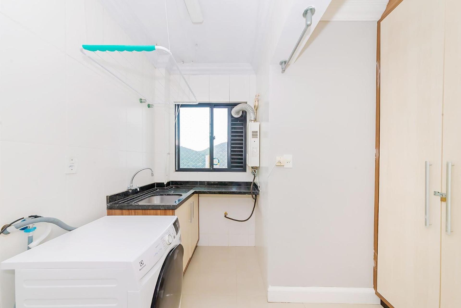 Apto Amplo 1Suite Mais 2Quartos - Quadra Mar 50M Da Praia - Somente Familiares Balneário Camboriú Εξωτερικό φωτογραφία